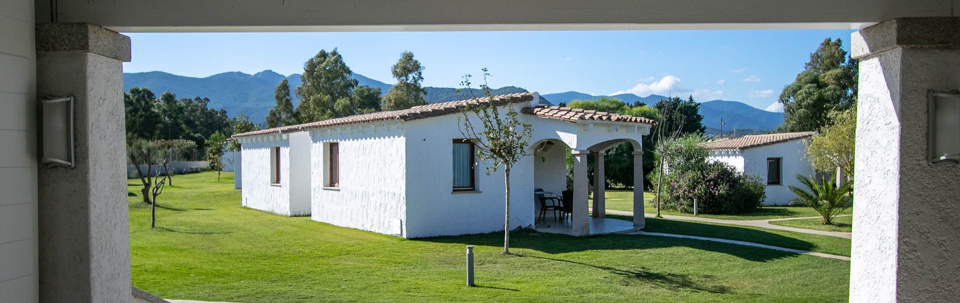 limonebeachvillage-costa-rei-giardini-02
